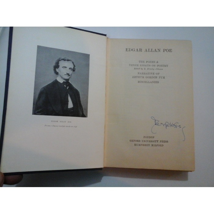 EDGAR ALLAN POE - THE POEMS AND THREE ESSAYS ON POETRY